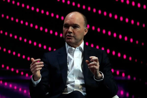 Vodafone'un CEO'su yıl sonu görevinden ayrılıyor