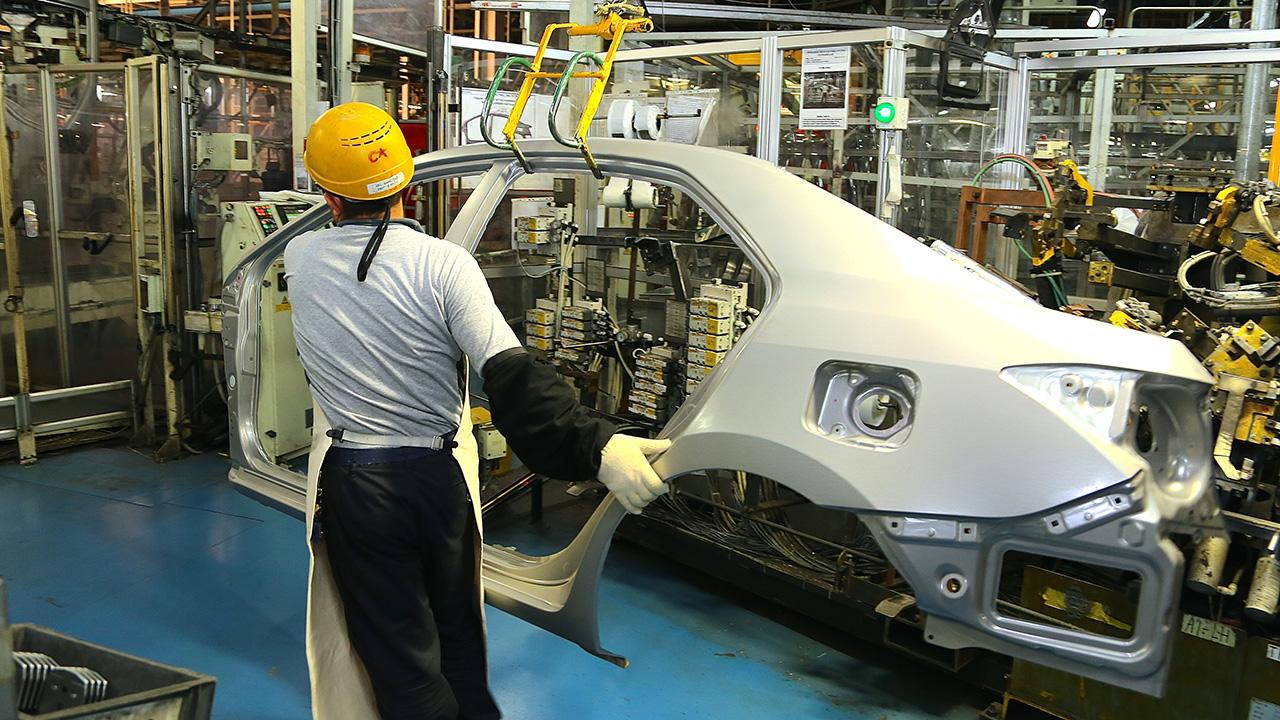 Toyota üretim kısıntılarını uzatıyor