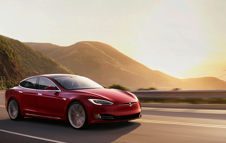 Tesla, küresel olarak araç fiyatlarında indirime gitti