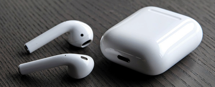Apple kulaklıklarda mecburi değişiklik