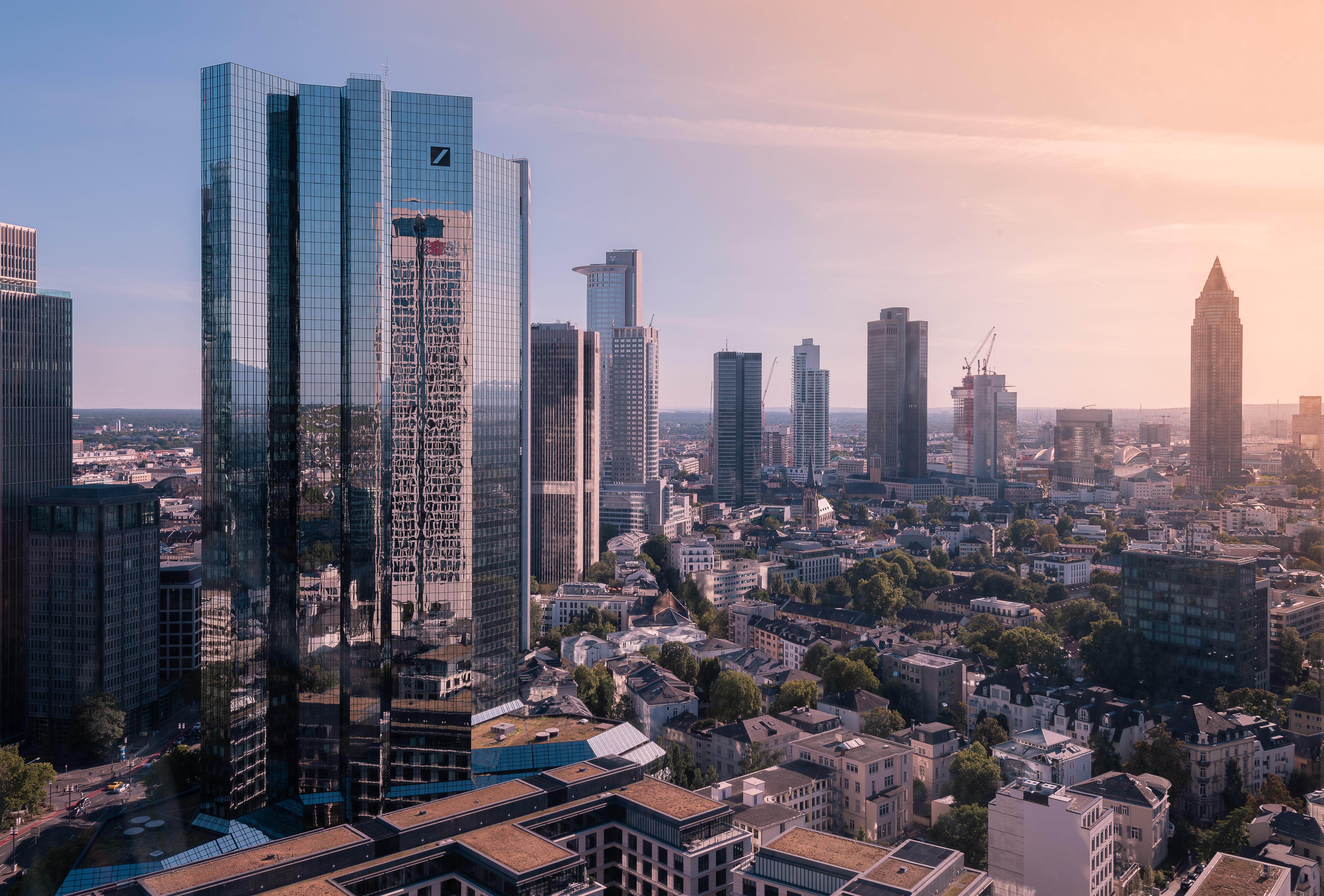 Deutsche Bank: Merkez faizi sabit tutabilir