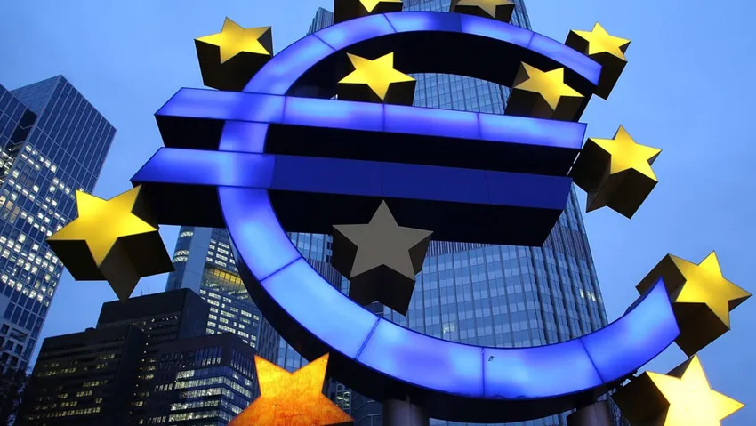 Euro Bölgesi ticari büyüme 16 ayın en düşüğünde