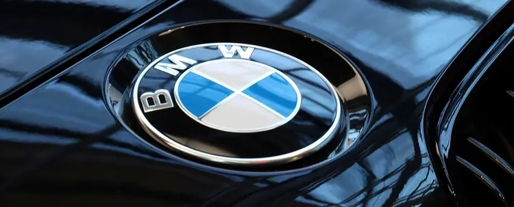 BMW'den Rusya'ya araç ihracatı ve üretimi durdurma kararı