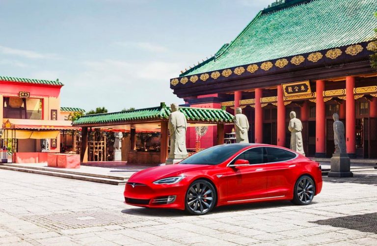 Tesla, Çin'de satış rekoru kırdı!
