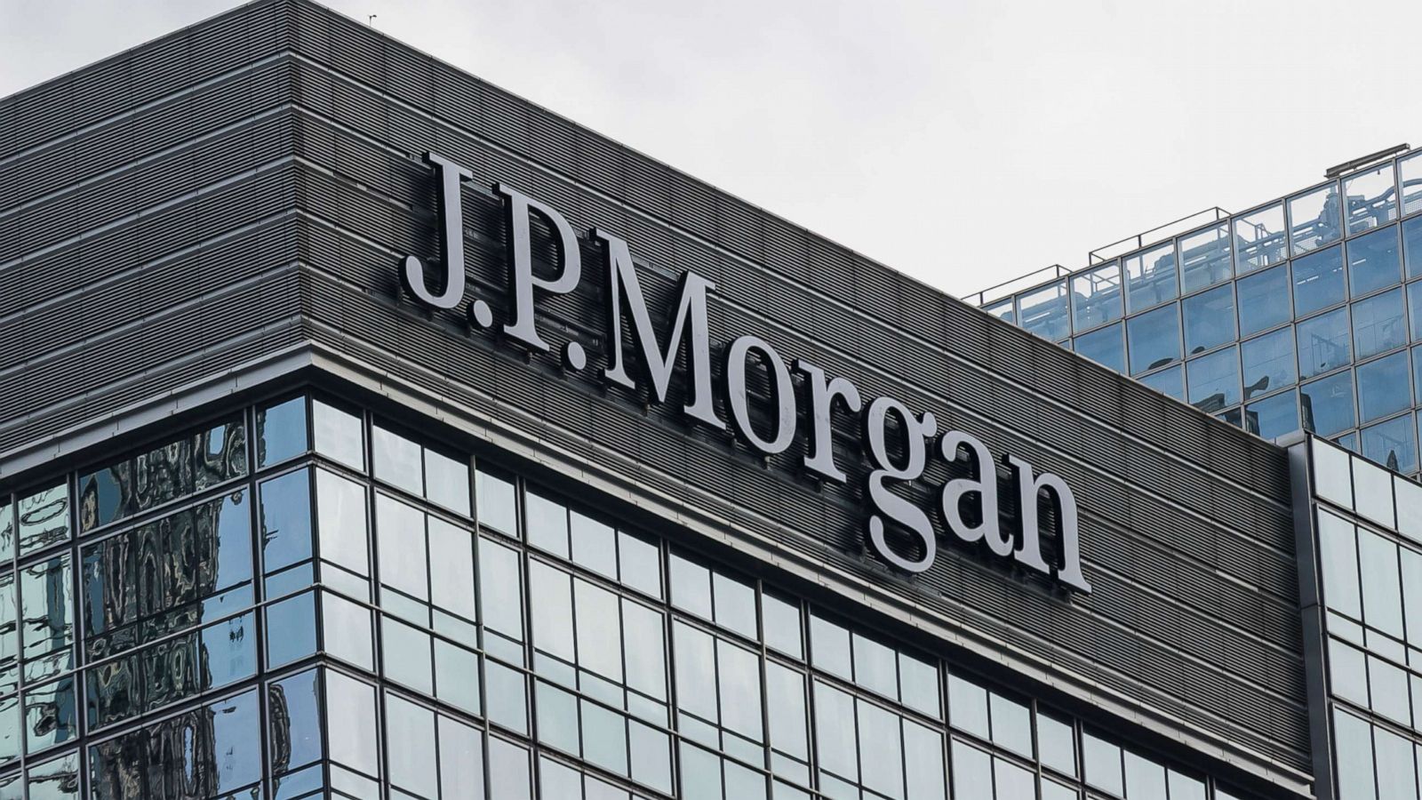 JP Morgan, çip krizinin 2022’de düzeleceğini öngörüyor