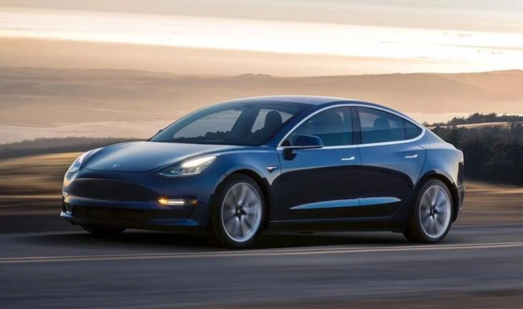 Tesla, hem üretimde hem satışta rekor kırdı