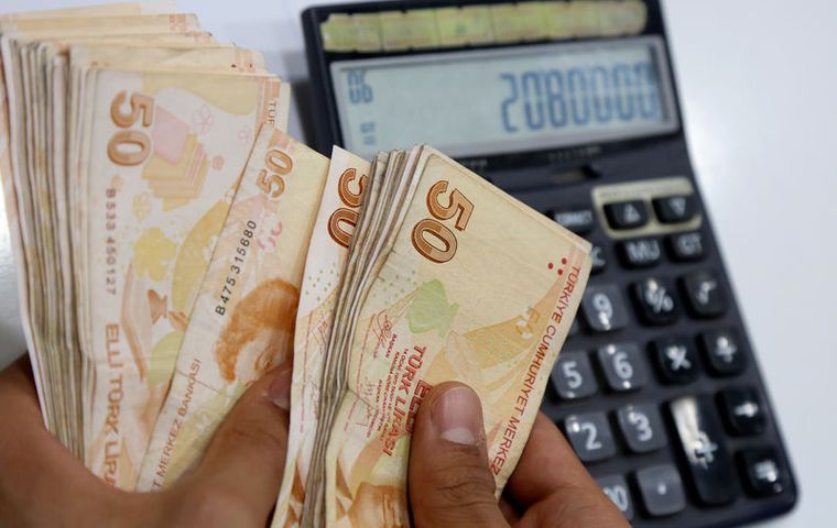 Memur ve memur emeklisinin gözü hükümetin yeni teklifinde