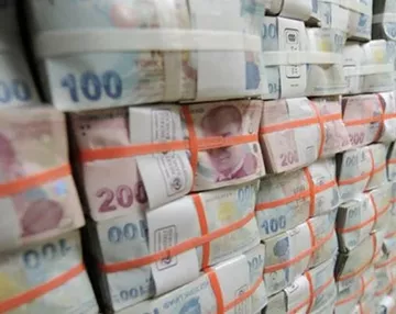 Türkiye ekonomisi yılın üçüncü çeyreğinde beklenenden hızlı büyüdü