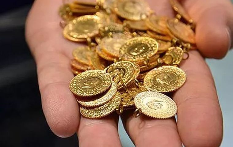 Gram altın 1.000 lira sınırında