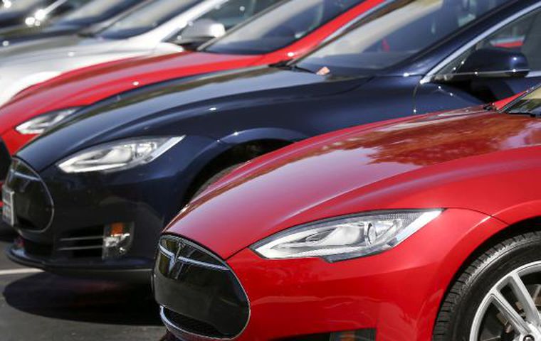 Tesla, artan talebe karşı üretimi artıracak