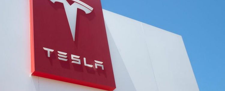 Tesla 3. çeyrekte tahminlerden fazla araç teslim etti