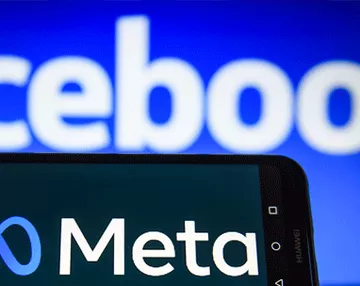 Facebook, 3 milyar aktif kullanıcısıyla yeni kimlik arayışında