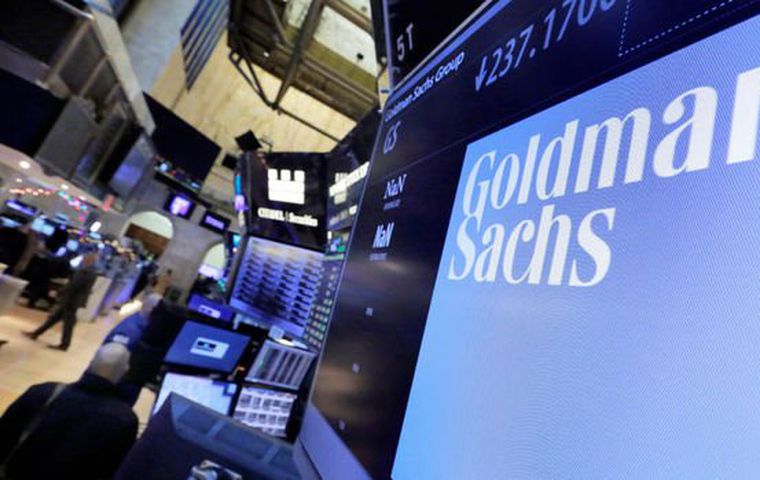 Goldman Sachs, yatırımcılarına Bitcoin türev enstrümanları sunmaya başladı