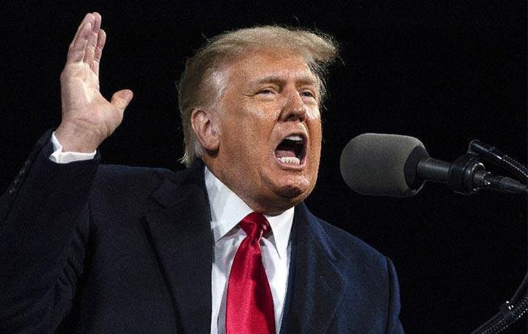 Trump’tan sosyal medya atağı