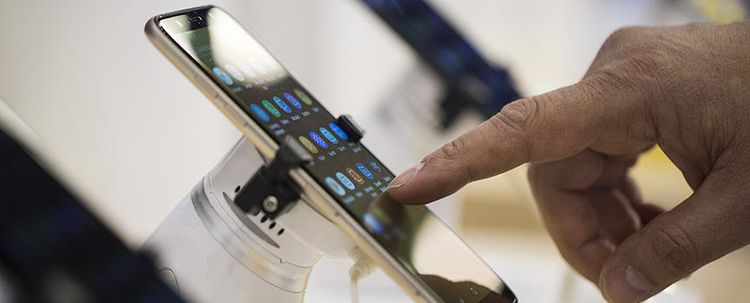 İthal cep telefonuna gümrük zammı iptal
