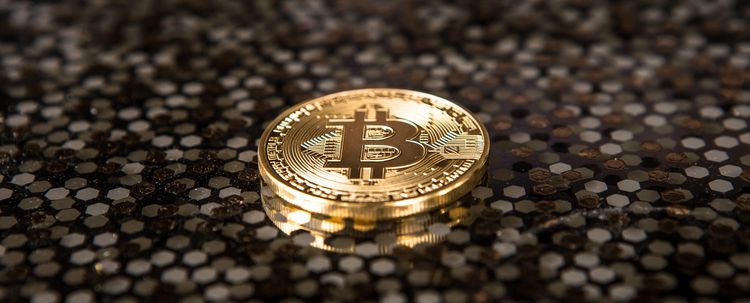 Bitcoin'de yeni hedef 70 bin dolar mı?