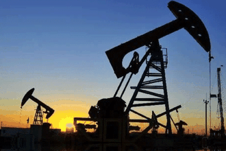 IEA, küresel petrol talebi tahminini artırdı