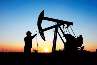 EIA, Brent petrol tahminini yükseltti
