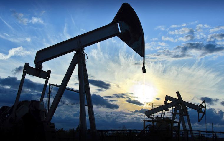 Petrol stoklarında artış bekleniyor