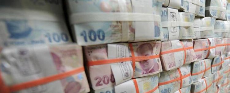 Bankalardaki mevduat ilk kez o seviyeyi aştı