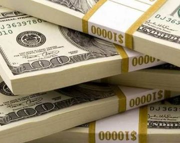 Net uluslararası rezervler  eksi 4.4 milyar dolara indi