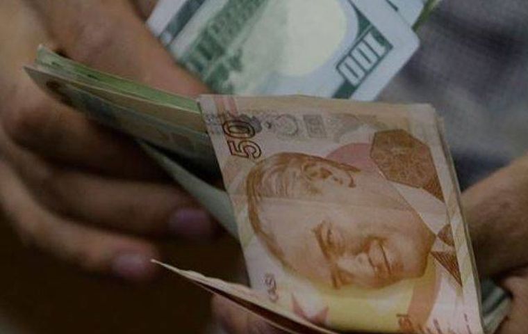 Commerzbank'tan çarpıcı dolar/TL tahmini