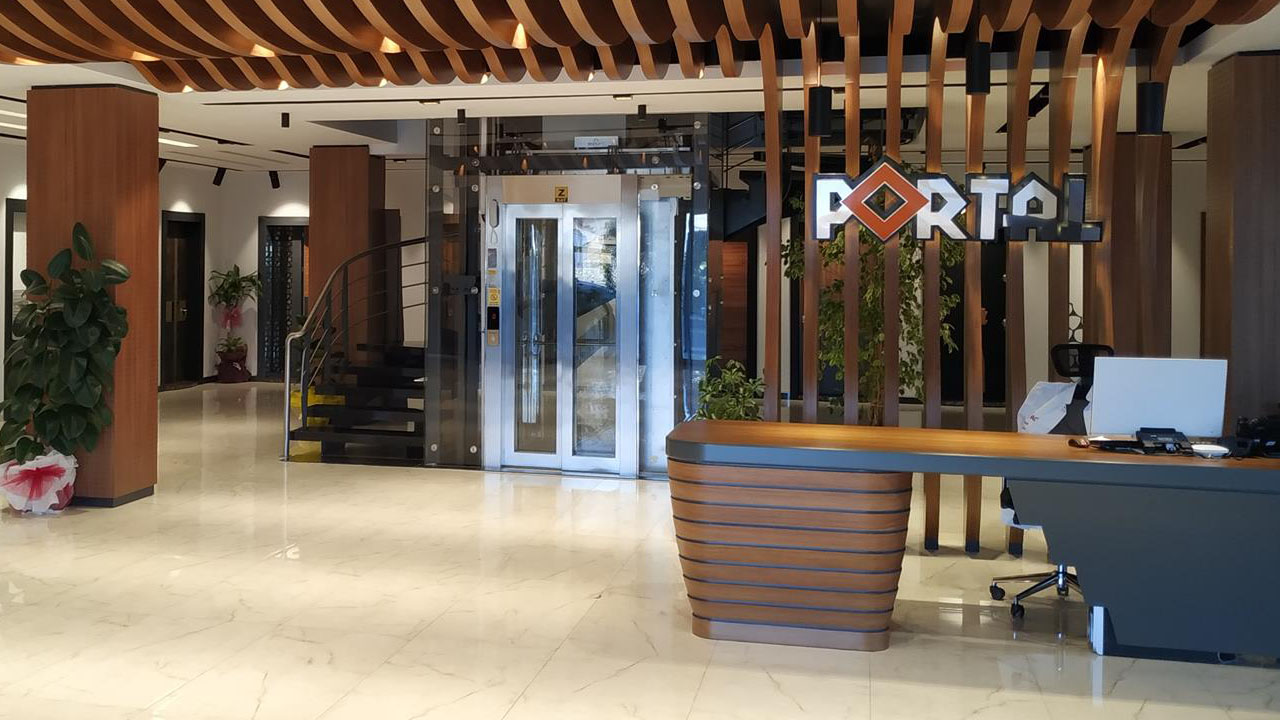 Portal'dan 12 bin dolarlık dokunmatik ekranlı çelik kapı