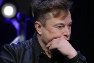 Musk'tan flaş karar! Her şeyi bırakıyor mu?