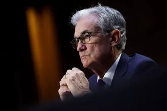 Fed Başkanına istihdam ve faiz artışı uyarısı