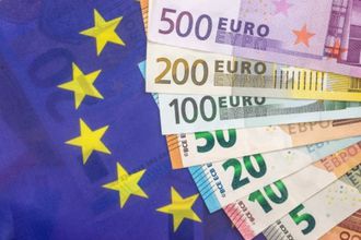 Euro Bölgesi üçüncü çeyrek büyüme verisine revizyon