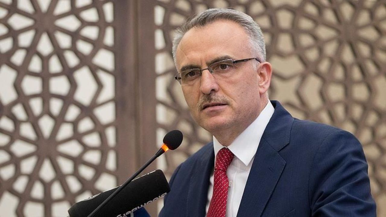 Merkez Bankası Başkanı Naci Ağbal görevden alındı