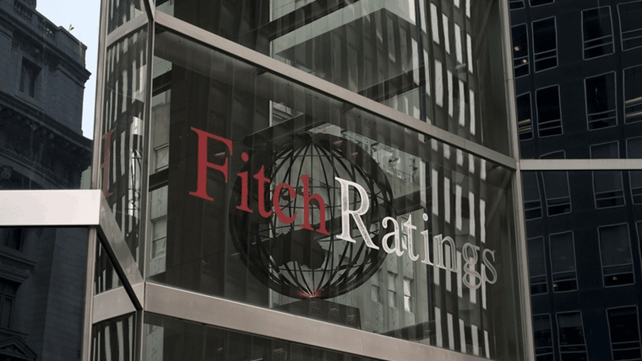 Fitch, 2023 küresel büyüme tahminini güncelledi