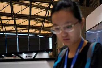 Google aşı olmayan çalışanını işten çıkaracak