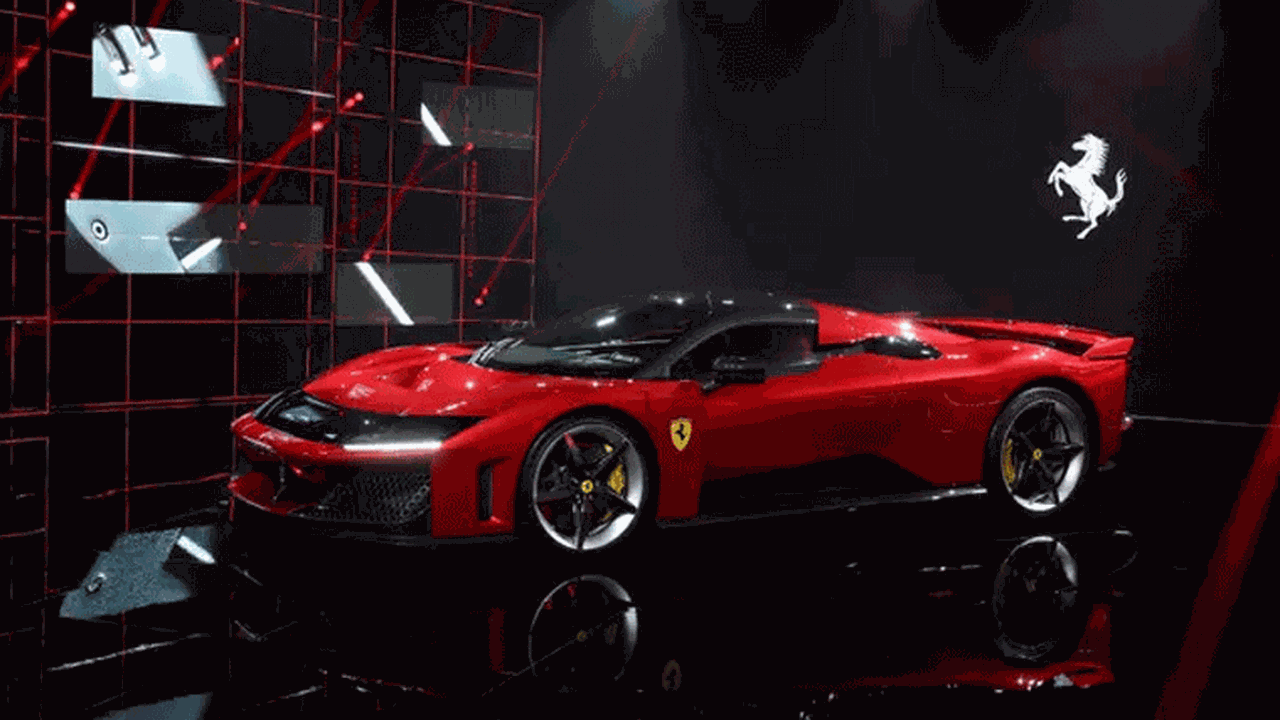 Ferrari yeni süper otomobili F80’i tanıttı