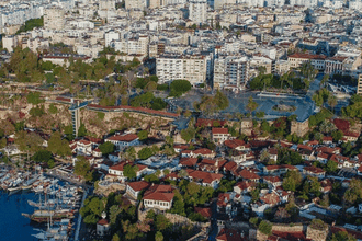 Antalya'da yabancı sermayeli şirket sayısı 6 bine yaklaştı