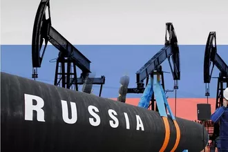 Rus petrolünün yüzde 60'ını satın aldı, Çin'i tahtından etti