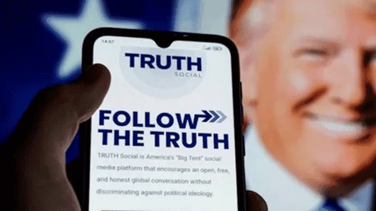Sosyal medya platformu Truth Social hizmete girdi