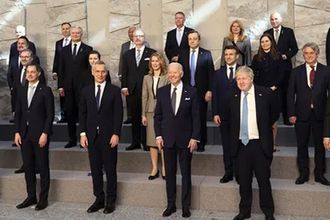 Kritik NATO Zirvesi başladı