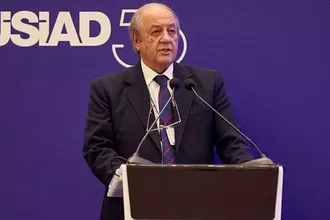Tuncay Özilhan: Ekonominin önceliği büyümek değil, özgürlük, refah, mutluluk olmalı