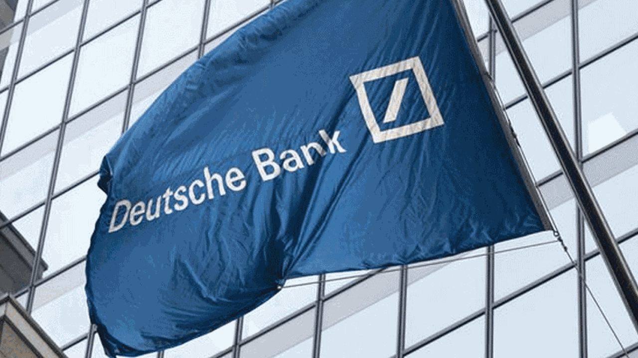 Deutsche Bank üçüncü çeyrekte kâra geçti