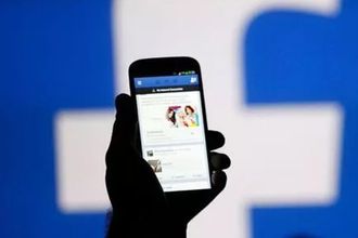 Facebook'tan şok karar! 1500 hesabı askıya aldı