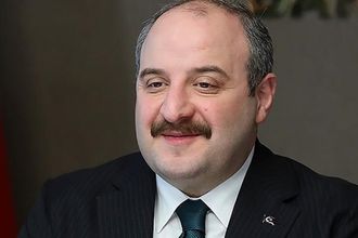 Varank: Türkiye'nin ilk otomobil batarya fabrikası kuruluyor