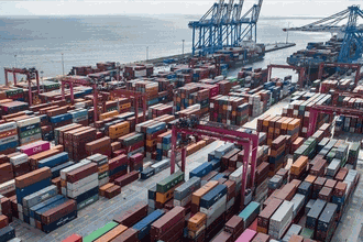Dış ticaret açığı yüzde 41,8 geriledi