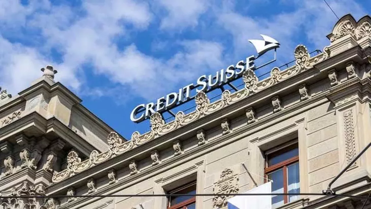 UBS, Credit Suisse'i satın alıyor