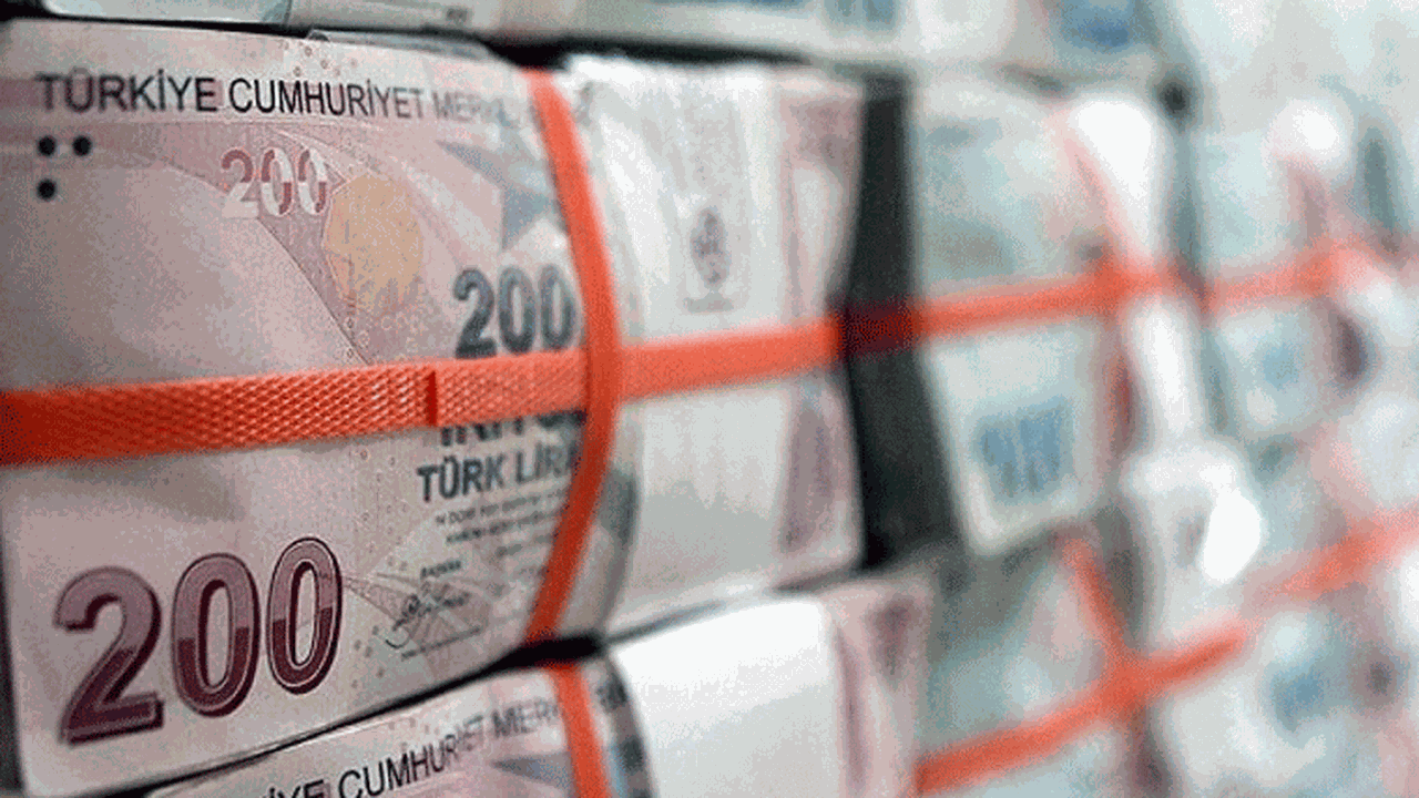 Bankacılık sektörünün kredi hacmi 13 trilyon 97,7 milyar lira oldu