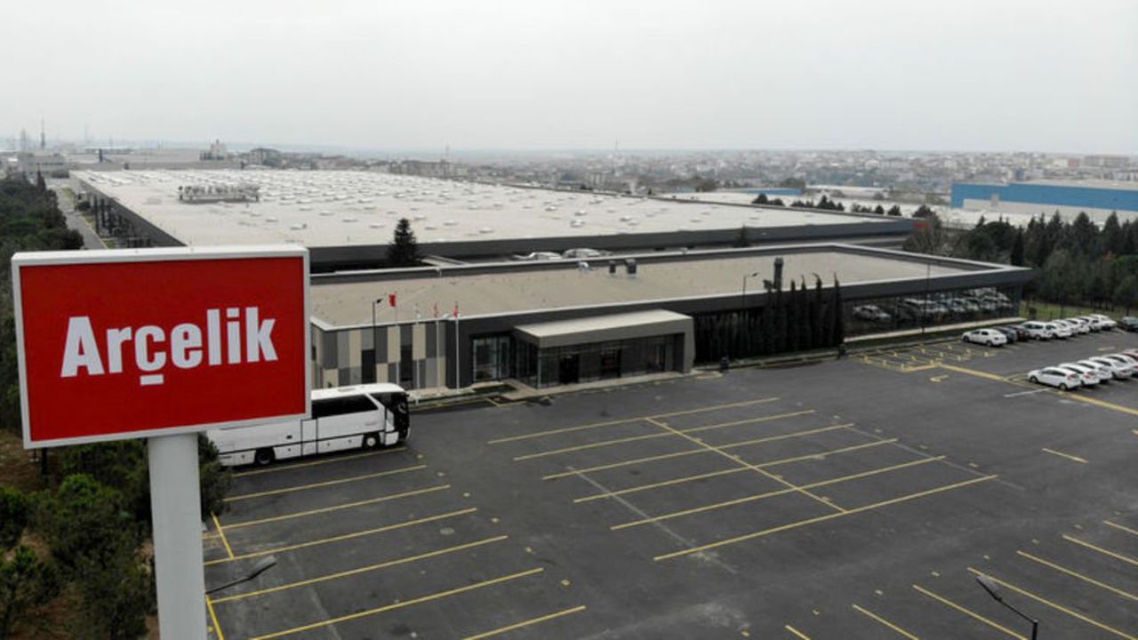 S&P Arçelik'in kredi notunu düşürdü