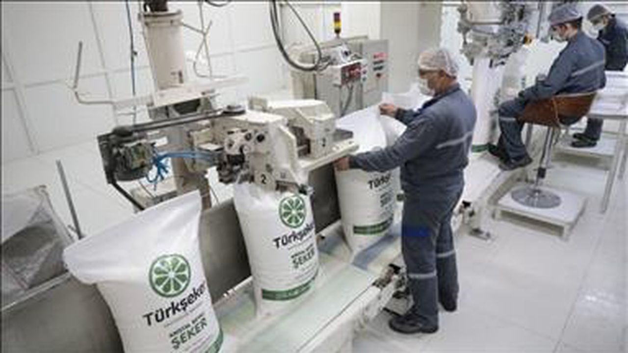 Türkiye Şeker Fabrikaları Başkanı Mücahit Alkan görevden alındı