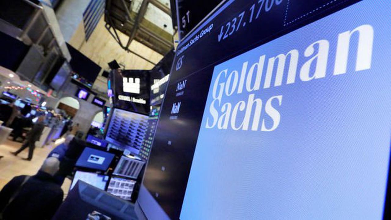 Goldman Sachs, yatırımcılarına Bitcoin türev enstrümanları sunmaya başladı