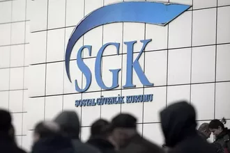 SGK, IBAN numaralı SMS uyarısı yaptı