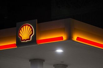Shell'den dev LNG tesisi Prelude'den sevkiyatları durdurma kararı